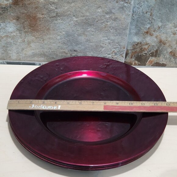 Linens N Things Set of 4 Red Charger Plates - Picture 7 of 8